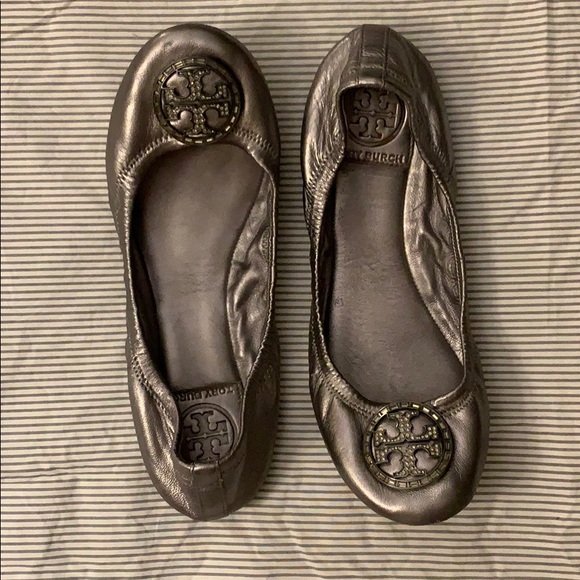 Tory Burch Shoes - Tory Burch metallic flats
